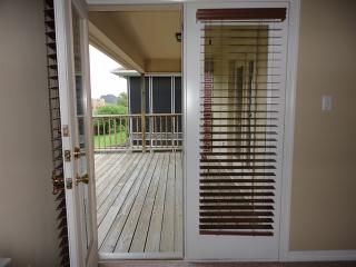 122 April Cv, Montgomery TX  77356-5872 exterior