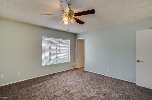 9641 37 Ave, Phoenix AZ 85053-4620 exterior