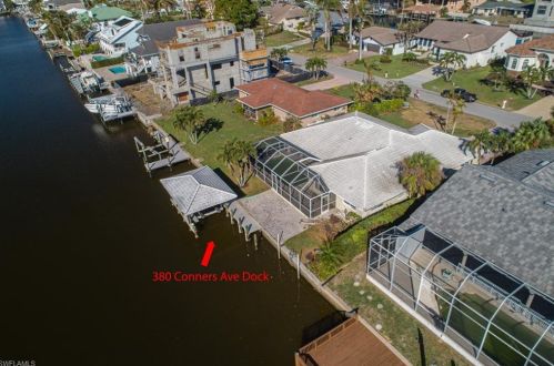 380 Conners Ave, Naples FL 34108-2126 exterior