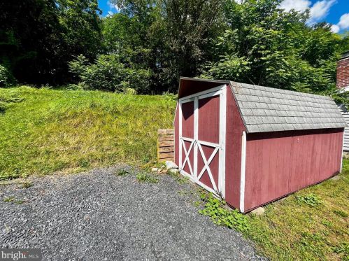 216 Railroad St, Primrose PA  17901-1127 exterior