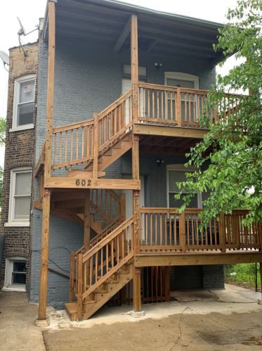 602 Central Park Ave, Chicago IL 60659-3930 exterior
