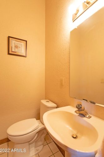 401 Mcnair St, Chandler AZ 85225-1826 exterior