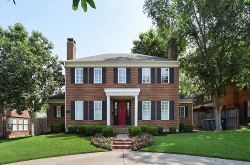 6637 Gaston Ave, Dallas, TX 75214-4027