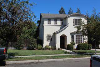 413 Sunshine Way, Turlock, CA 95382-7374