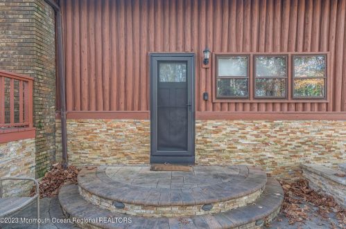 218 Chandler Rd, Jackson Twp NJ  08527-4339 exterior