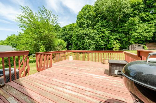 10867 Ridgewood Trl, Berrien Springs MI 49103-9724 exterior