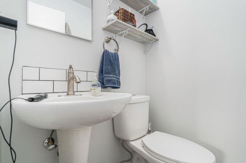 4762 Norfolk Cir, Kalamazoo MI  49024-3828 exterior