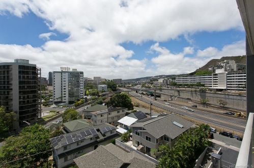 757 Kinalau Pl, Honolulu HI  96813-2638 exterior