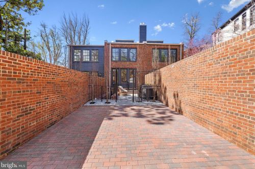 1667 Avon Pl, Washington DC 20007-2959 exterior