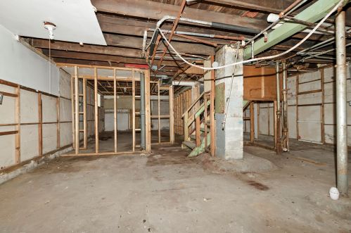 4821 Hirsch St, Chicago IL 60651-1520 exterior