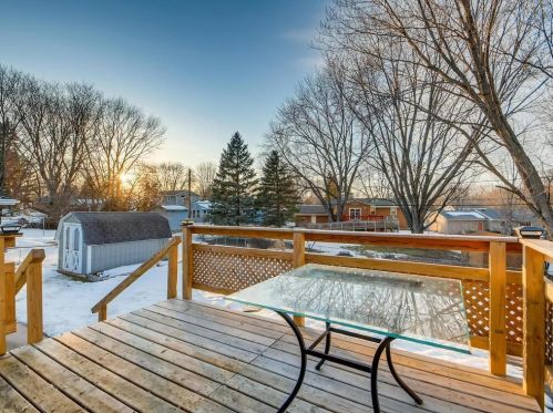 2953 Howard St, Saint Paul MN 55109-1429 exterior