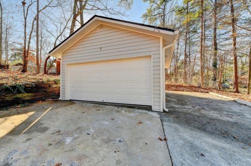 2007 Britt Dr, Lithonia GA 30078-2859 exterior