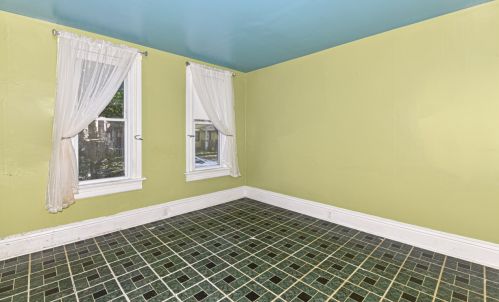 1109 18 St, Milwaukee WI 53233-1131 exterior