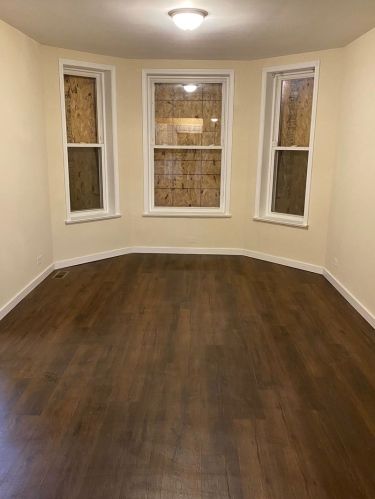 5542 Hermitage Ave, Chicago, IL 60636-1212