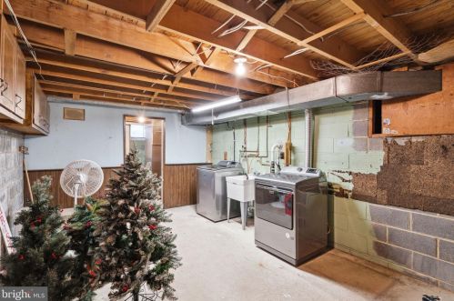 114 Woodview Ln, Riverton NJ  08077-3218 exterior