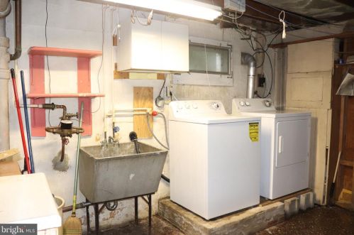 727 Chestnut St, Limerick PA 19468-2117 exterior