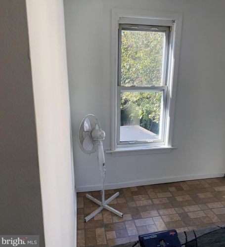 2261 37 St, Camden NJ 08110-2207 exterior