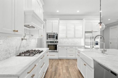 3311 Empedrado St, Tampa FL  33629-7110 exterior