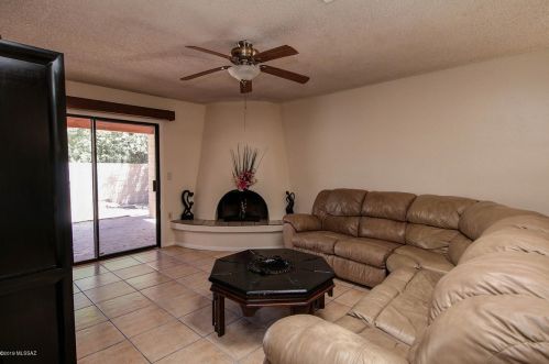4352 Camino Real, Tucson AZ  85718-6575 exterior