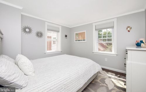 124 Fowler Ave, Tavistock NJ  08033-1337 exterior