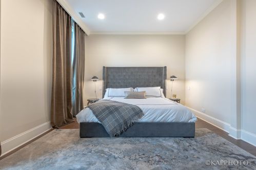 2252 Racine Ave, Chicago IL 60614-2110 exterior