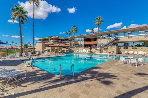 6350 Sawgrass Dr, Chandler AZ 85249-4352 exterior