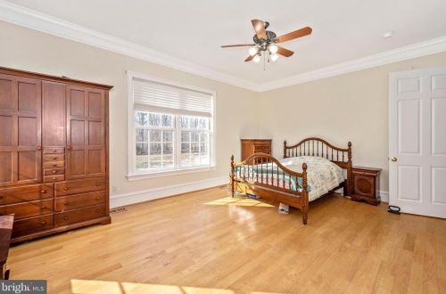 11340 Albermyrtle Rd, Rockville MD exterior