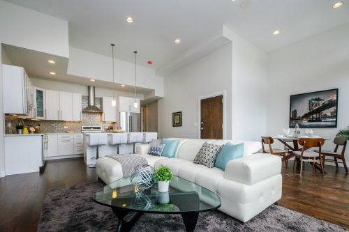 2501 Halsted St, Chicago, IL 60614-5909