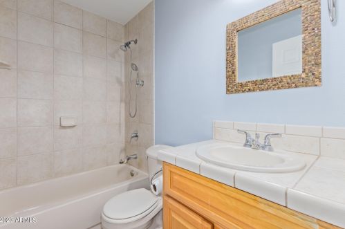 16402 40 Pl, Phoenix AZ 85050-8973 exterior