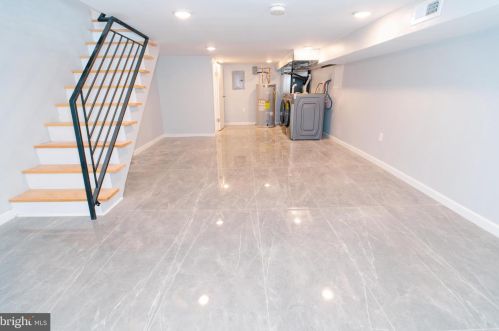 2744 Marshall St, Philadelphia PA 19133-0023 exterior