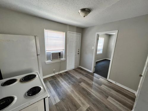 4520 Columbia Ave, Dallas TX  75226-2313 exterior