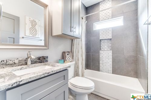 1133 Overbrook Ln, Spring Branch TX 78070-5363 exterior