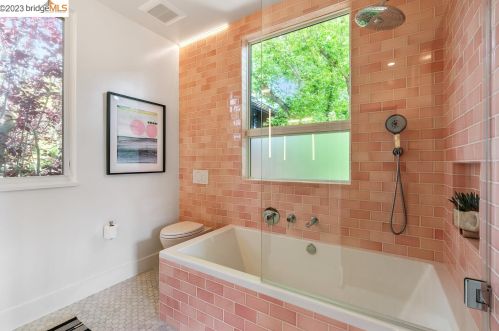 2014 Delaware St, Berkeley CA 94709-2122 exterior