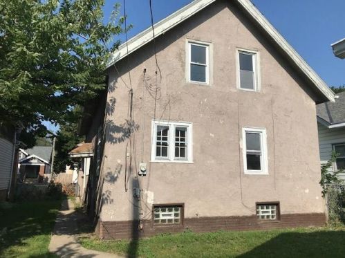 2846 40th St, Milwaukee WI  53210-1806 exterior