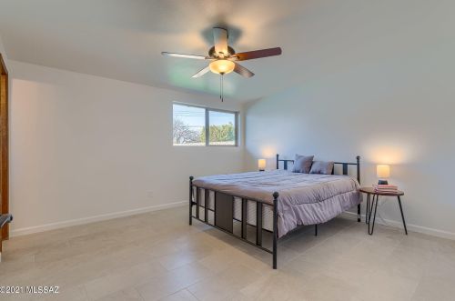 8901 Mcclellan St, Tucson AZ  85710-4420 exterior