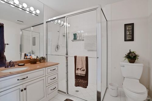 6106 Greenspointe Dr, Boynton Beach FL 33437-4916 exterior