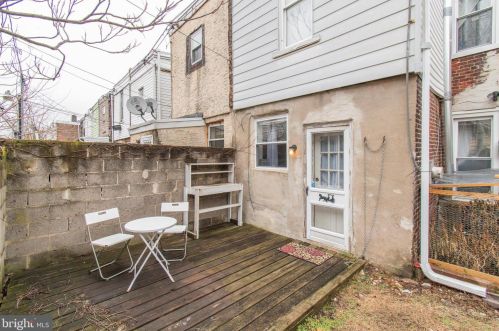 2542 Marshall St, Philadelphia PA 19148-4633 exterior