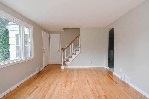 322 Glen St, New Britain CT  06051-3406 exterior