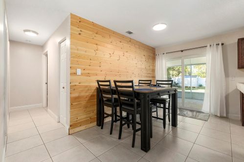 7604 Coquina Ave, Fort Pierce FL 34951-1032 exterior