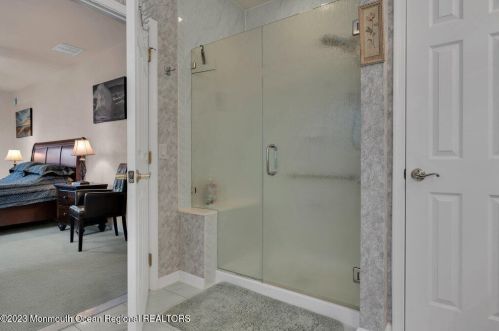 5 Barcelona Ct, Lakehurst NJ  08759-6060 exterior