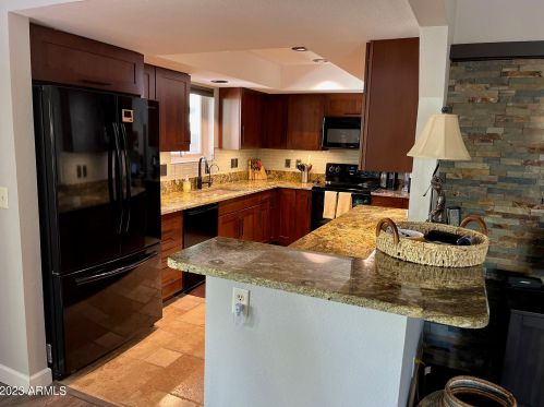 25414 Sedona Dr, Chandler AZ  85248-6636 exterior