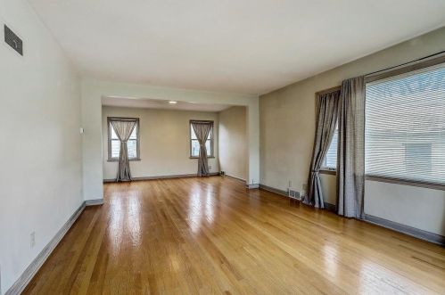 4543 Ardmore Ave, Milwaukee WI 53211-1402 exterior