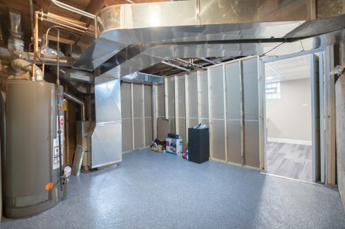 4572 Melvina Ave, Chicago IL  60630-3014 exterior