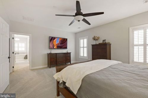 13 Hoffman Dr, Middletown MD 21769-7882 exterior