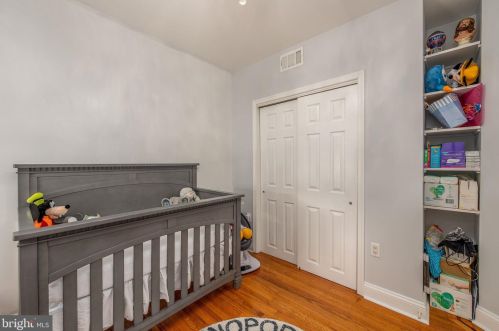 2947 Juniper St, Philadelphia PA 19148-4950 exterior