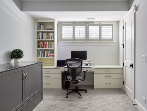 2734 Magnolia Ave, Chicago IL 60660-1909 exterior