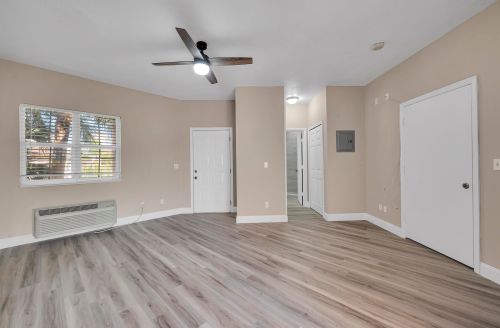 9847 Perfect Dr, Fort Pierce, FL 34986-3032