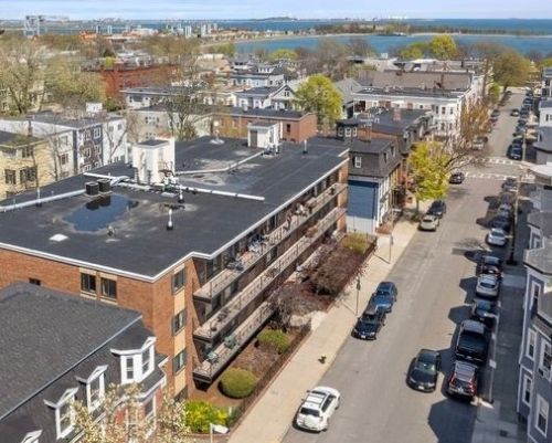 880 4th St, Boston MA 02127-3248 exterior