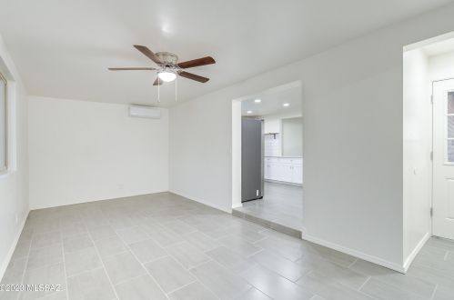 9301 29th St, Tucson AZ  85710-8015 exterior