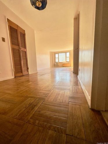 435 77th St, New York NY  10075-2319 exterior